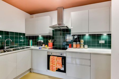 1 bedroom in a house share to rent - Photo 5