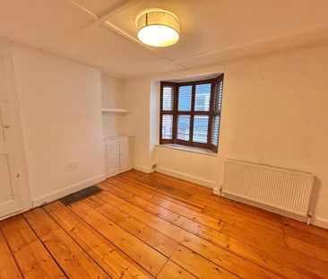 2 bedroom terraced house to rent - Photo 6