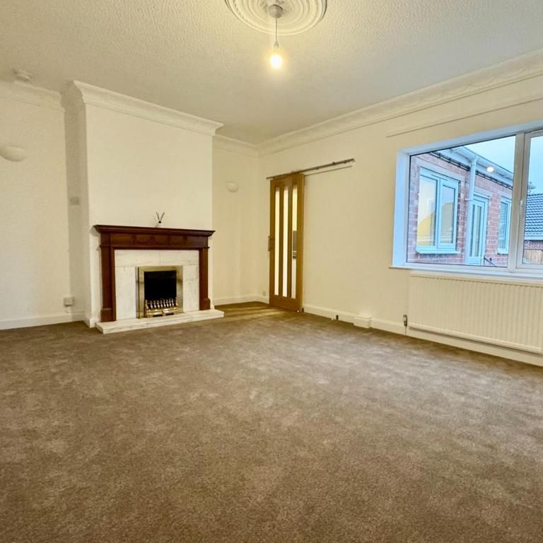 2 bedroom house to rent - Photo 1