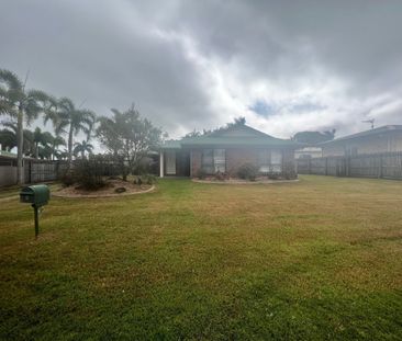 AIR CONDITIONED HOME WITH 2 BAY SHED - Photo 1