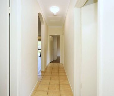 Huge Duplex - Fully AC - Vinyl Flooring - Side Access to Backyard - Photo 4