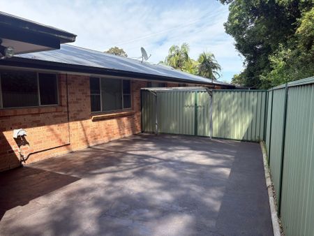 Neat & Tidy Villa - Photo 4