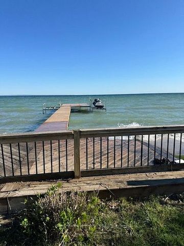 For Lease - 303 LAKE DR EAST UNIT A Drive, Georgina, Ontario - Photo 3