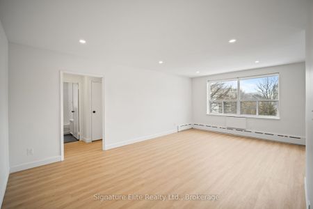 345 Lonsdale Road #308 - Photo 4
