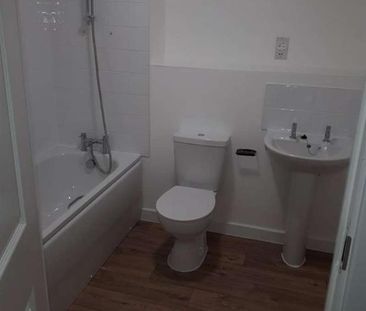 St Mary's House, CV31 - Photo 2