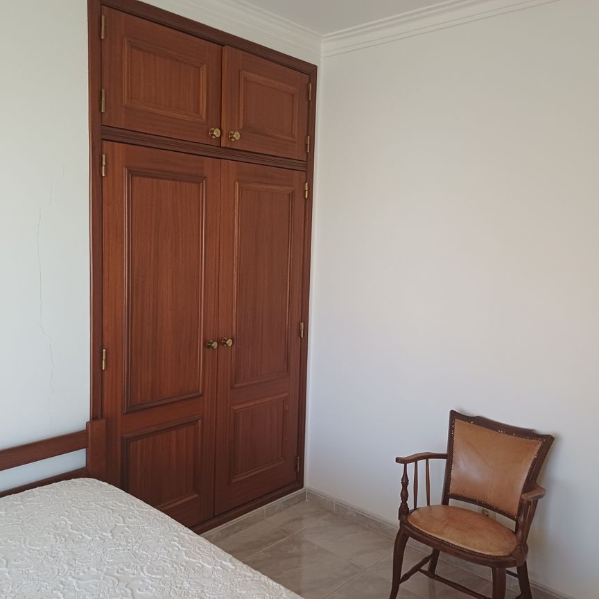 Apartamento T2 com 2 WC com elevador e Varandas magnificas Centro de Monte Gordo - Photo 1