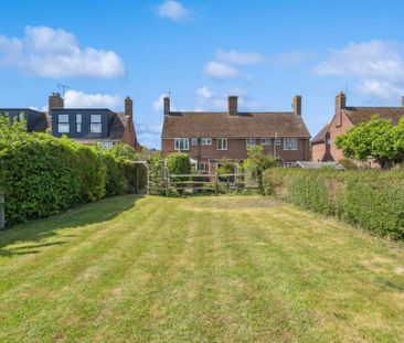 4 bedroom semi-detached house to rent - Photo 3