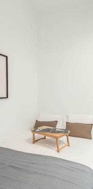 Calle Navellos, Valencia, Valencian Community 46003 - Photo 2