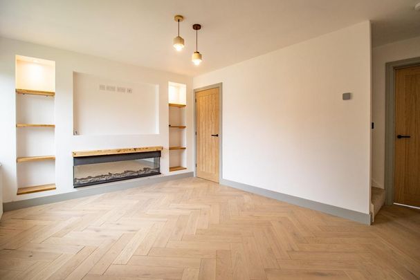 3 bedroom semi-detached house to rent - Photo 1