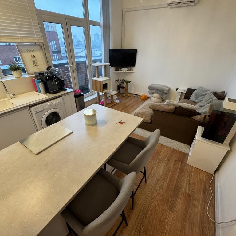 2 bedroom apartment to rent - Photo 1