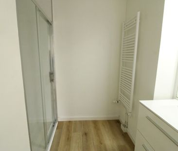 Location Appartement 2 pièces 42m² NANTES 44100 - Photo 5