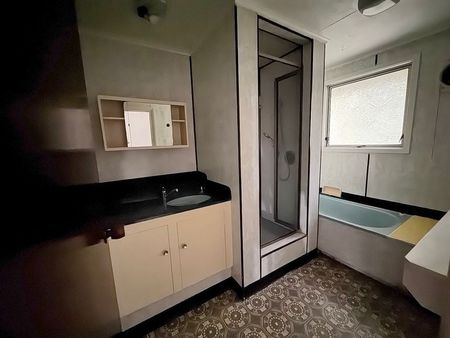 A home with new goodies (renovations) - Photo 5