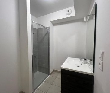 Location Appartement 3 pièces 65m² REZE 44400 - Photo 1