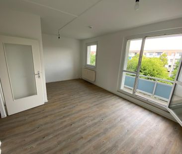 Refurbished 2-room apartment from 01.02.2026! - Foto 1