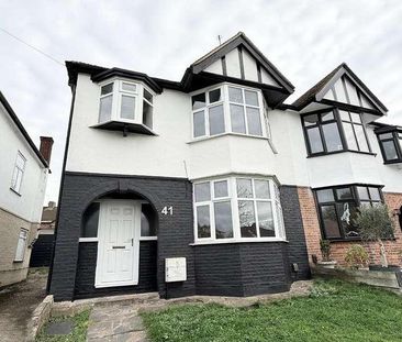 Upcroft Avenue, Edgware, Middlesex, HA8 - Photo 2