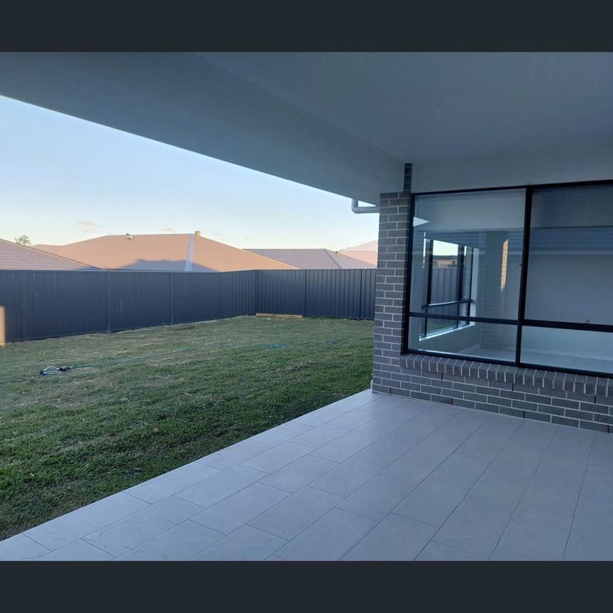 15 Pikewood Rd, Heddon Greta, NSW 2321 - Photo 1