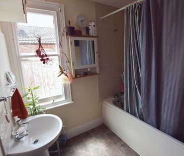 Mixed use to rent - Photo 3