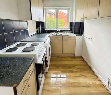 Lennon Way, Basingstoke, Hampshire, RG22 - Photo 3