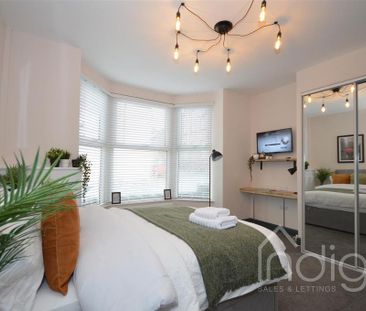 1 bedroom in a house share to rent - Photo 3