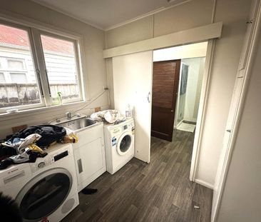 Central and convenient - six-bedroom student ... - Photo 5