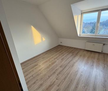 Helle DG-WE in Bernsdorf, bei Hohenstein-Ernstthal - Foto 1