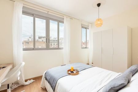 Carrer dHernán Cortés, Valencia, Valencian Community 46004 - Photo 3