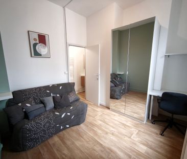 Location Appartement 1 pièce 11m² - Photo 4
