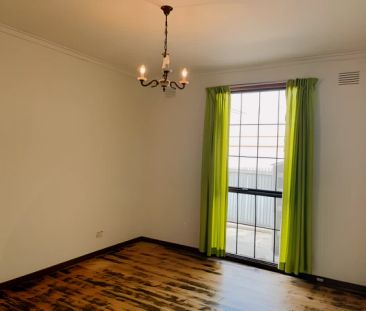 3 Bed, 1 Bath - Photo 1