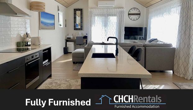 Fully Furnished Immaculate & Architecturally Designed Front Townhouse! - Photo 1