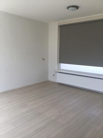 Te huur: Huis Van Panhuyslaan in Leek - Photo 3