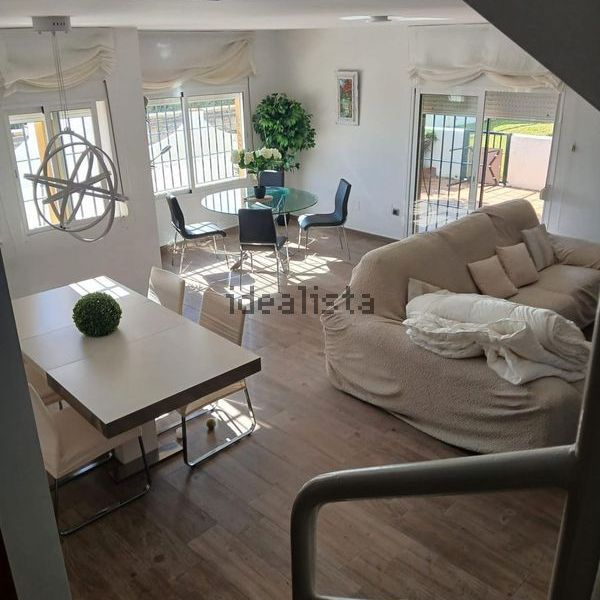 Alquiler de chalet adosado en Bahía de Casares - Photo 1