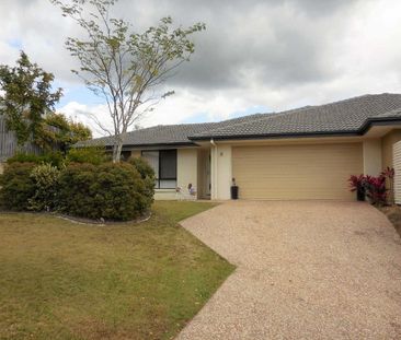 COOMERA SPRINGS SCHOOL CATCHMENT! - Photo 5