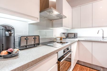 Greek Street - Photo 3