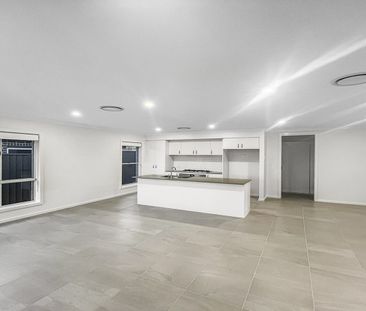 Near Brand New Home in Prime Mudgee Location - Photo 4