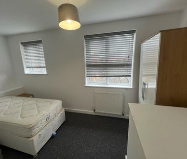 1 bedroom room to rent Queen Street, Normanton - Photo 2