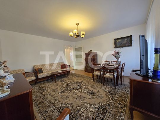 Casa de inchiriat 80mp 2 camere zona Piata Cluj Sibiu - Photo 1