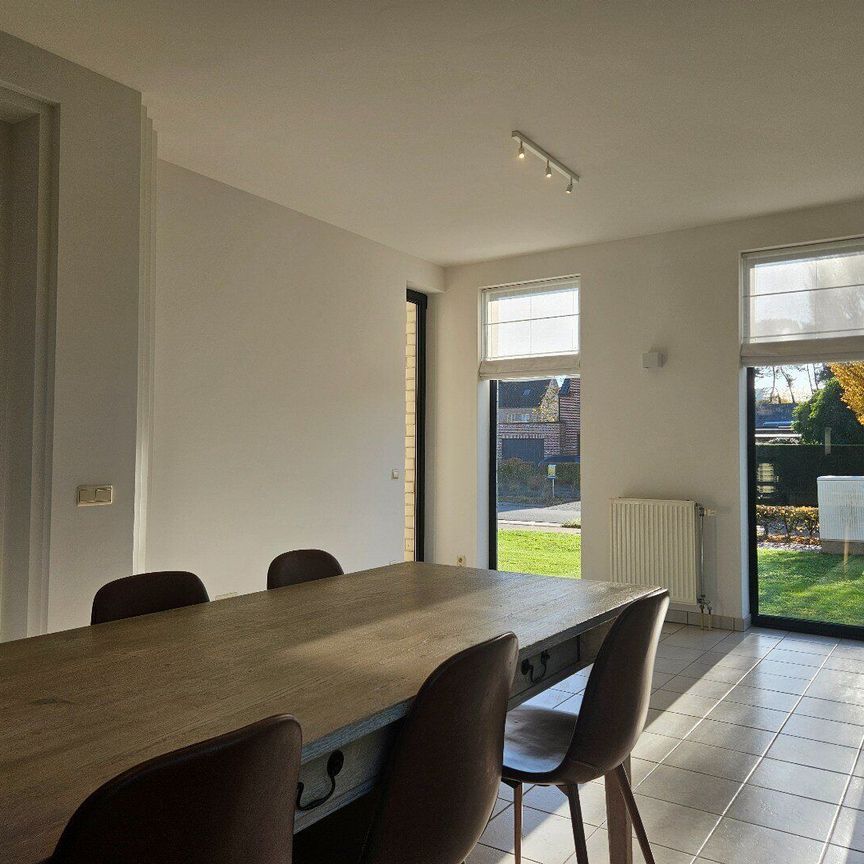 Leuke gezinswoning met 3 slaapkamers in OLV-Olen! - Photo 1