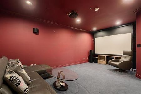 2711 Chelsea Court apartment — Vancouver, BC (5-Bedroom) - 5 Bedroom - Photo 5