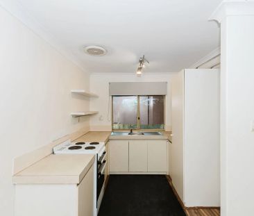 Neat and comfortable 2-bedroom unit with courtyard. - Photo 6