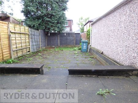 Lupin Avenue, Farnworth, Bolton, Greater Manchester, BL4 - Photo 2