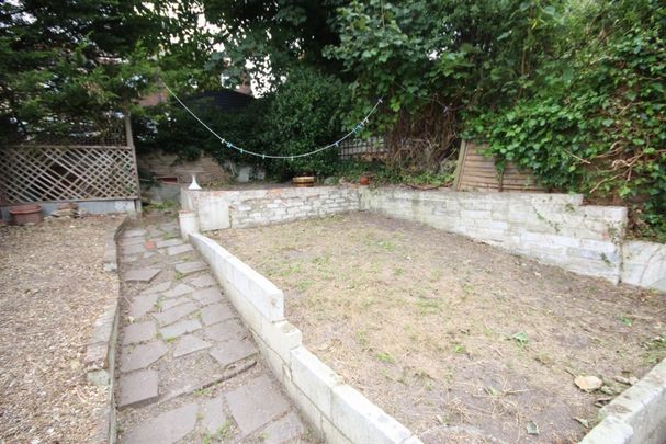 4 Bed Terraced House, Milner Road, BN2 - Photo 1