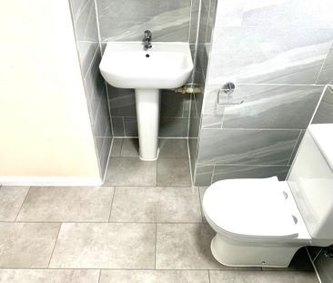 2 bedroom maisonette to rent - Photo 1