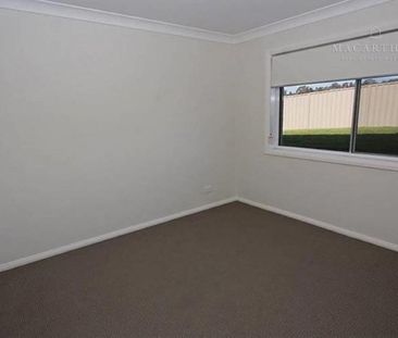 47 Kaloona Drive, Bourkelands, NSW 2650 - Photo 5