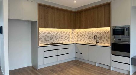 Brand New 3 Bedroom in Milldale! Walk to School! - Photo 4