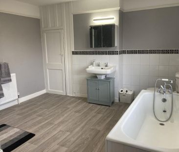 2 bedroom maisonette to rent - Photo 3