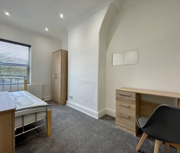 Derby Street West, Ormskirk - Photo 6