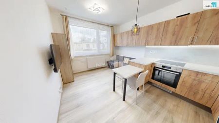 Pronájem bytu 1+kk, Na Rybníčku, Humpolec - Photo 3