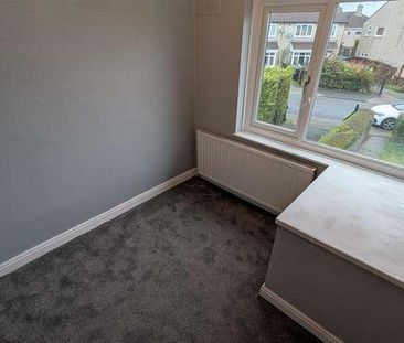 Summer Hall Ing, Wyke, BD12 - Photo 5