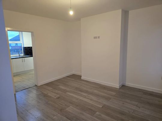 3 Bed Semi-Detached House, Hartley Brook Road, S5 - Photo 1