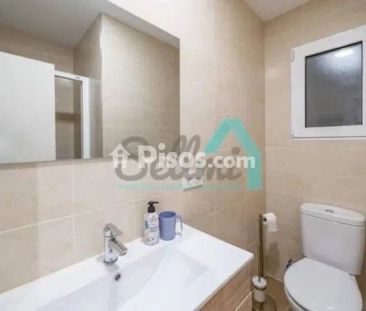 Piso en alquiler en Centro - Photo 2